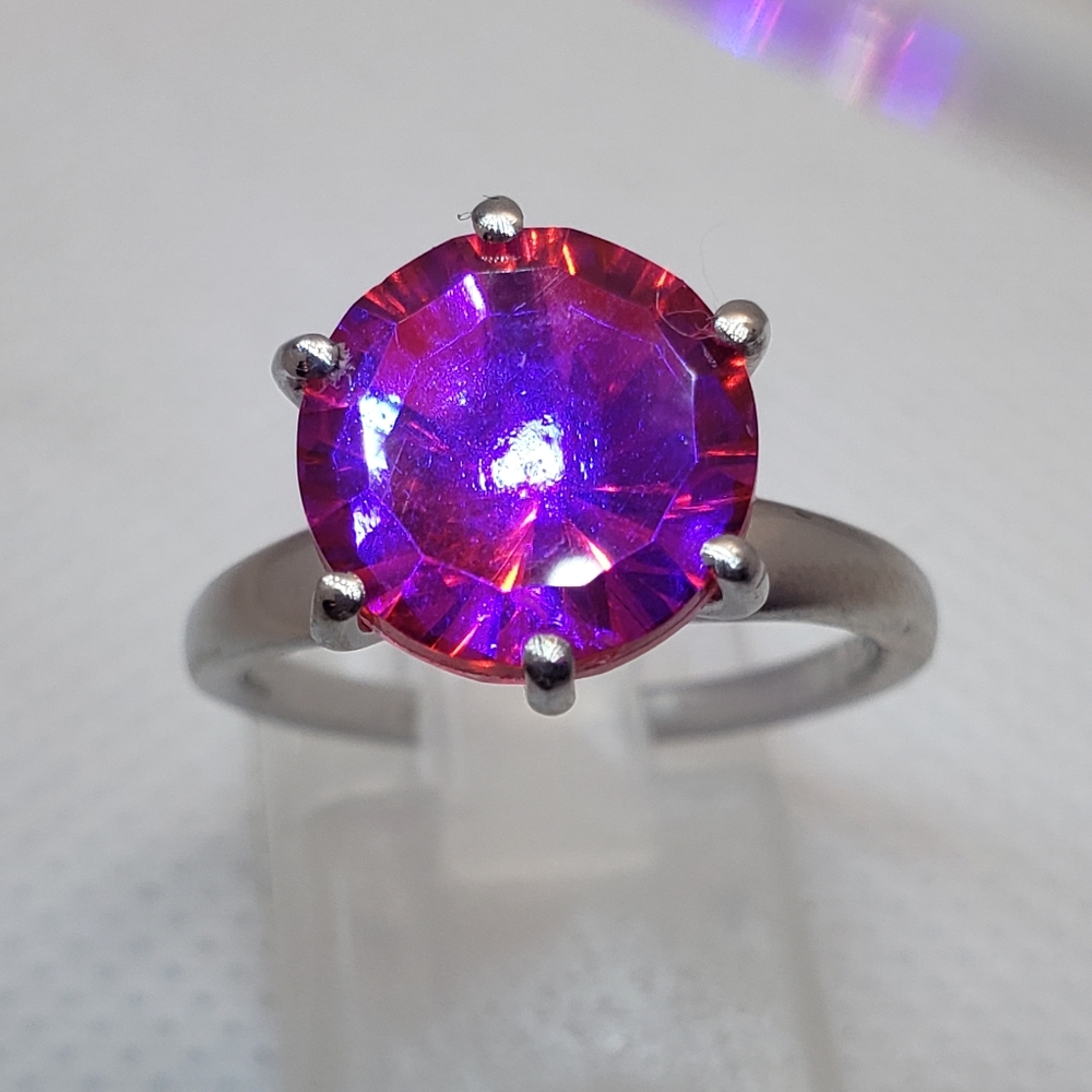 NWOT Genuine Volcanic Quartz  Ring in Platinum Over Sterling Silver